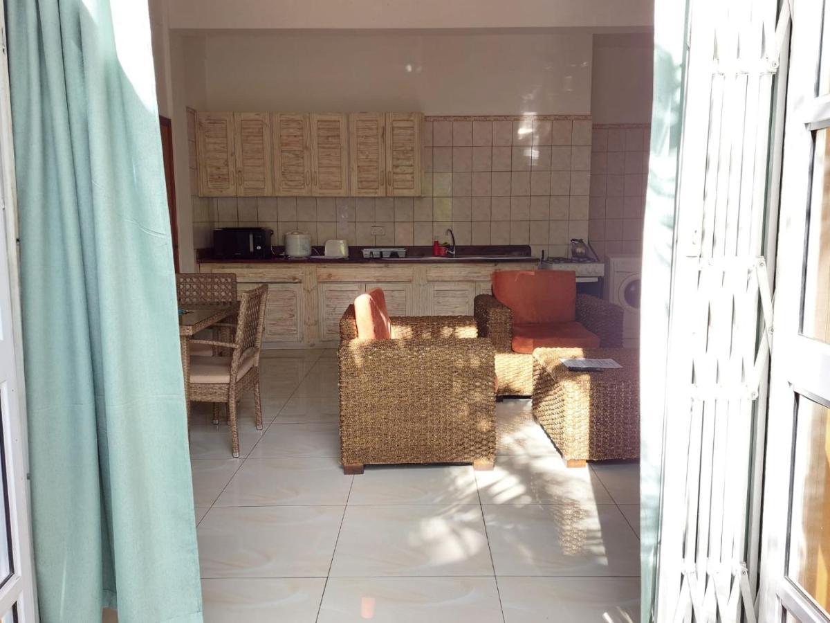 Beau Vallon Villa Self Catering With Pool מראה חיצוני תמונה