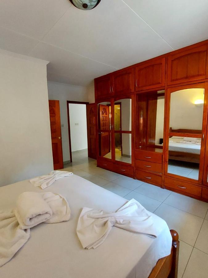 Beau Vallon Villa Self Catering With Pool מראה חיצוני תמונה