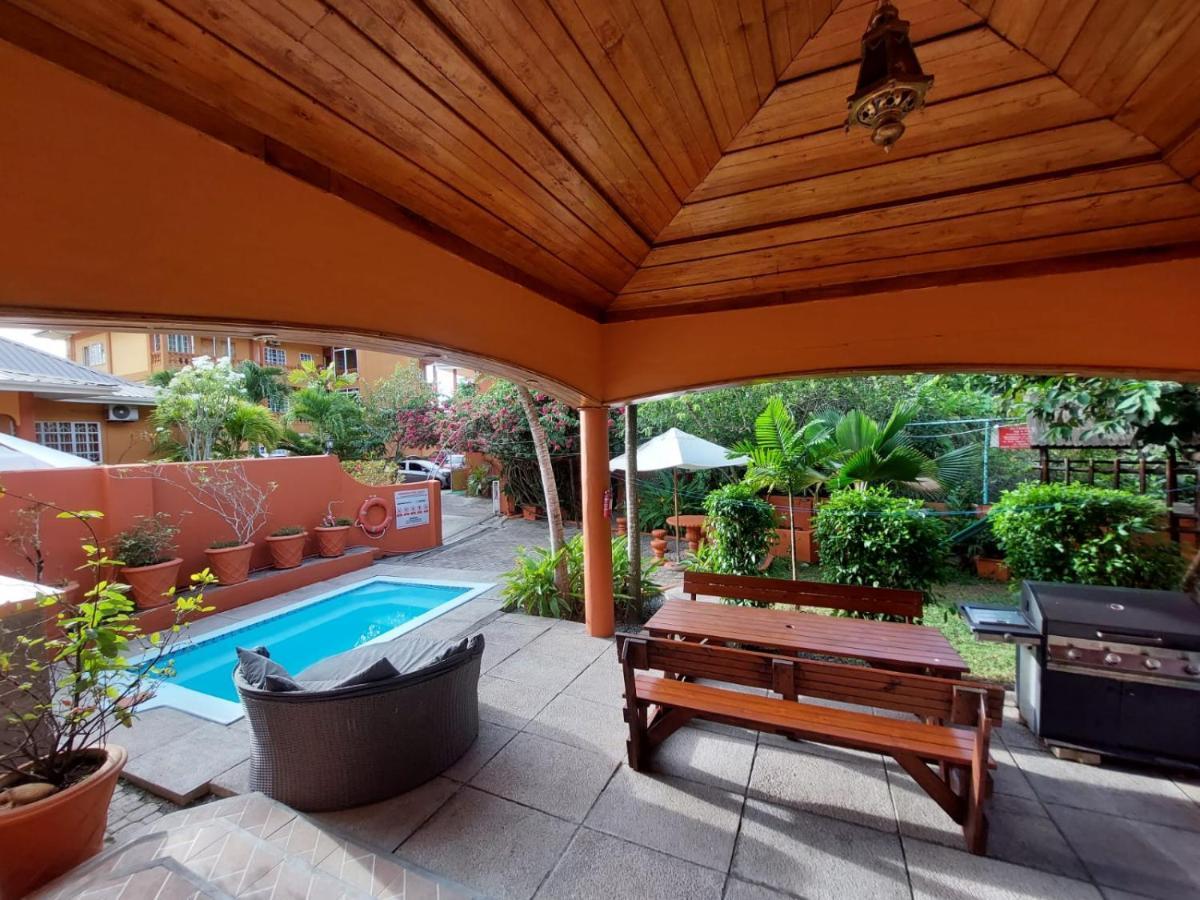 Beau Vallon Villa Self Catering With Pool מראה חיצוני תמונה