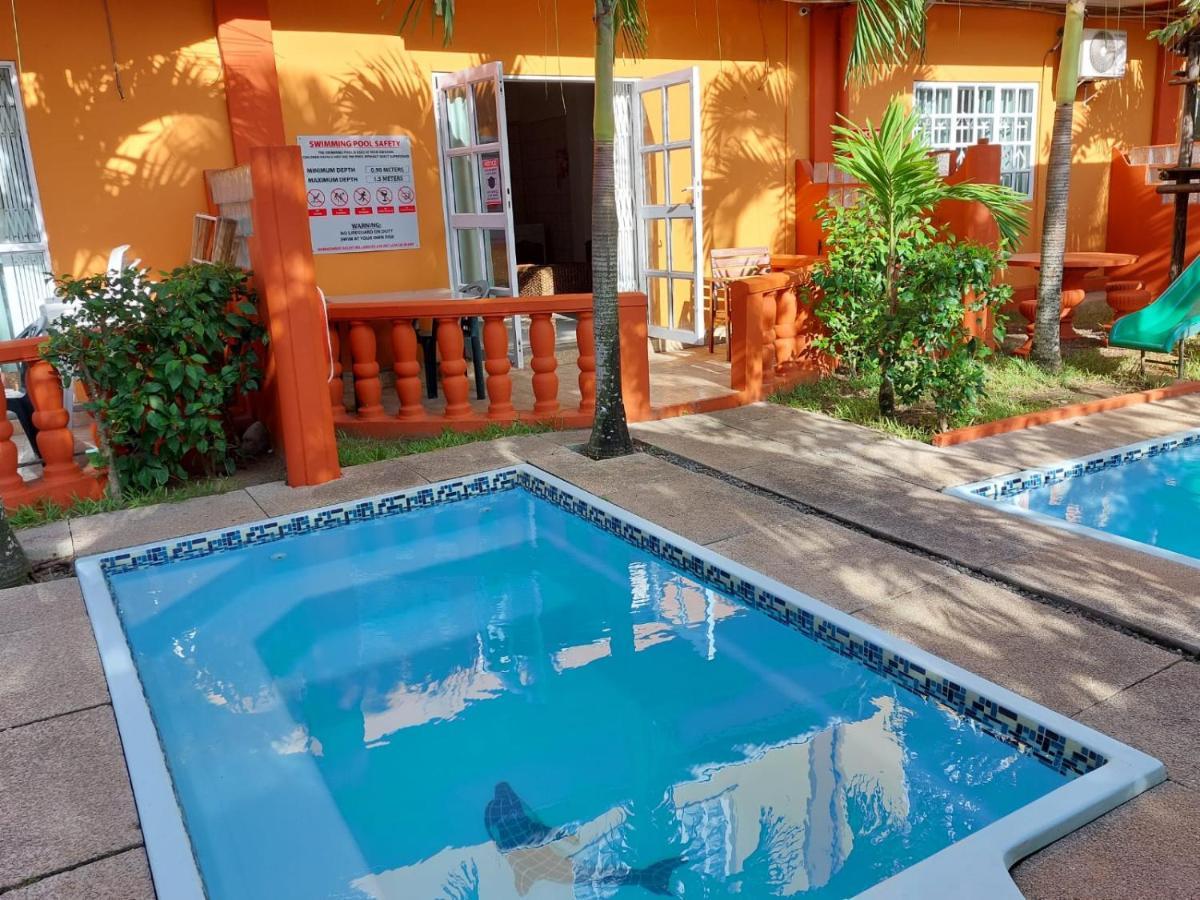 Beau Vallon Villa Self Catering With Pool מראה חיצוני תמונה