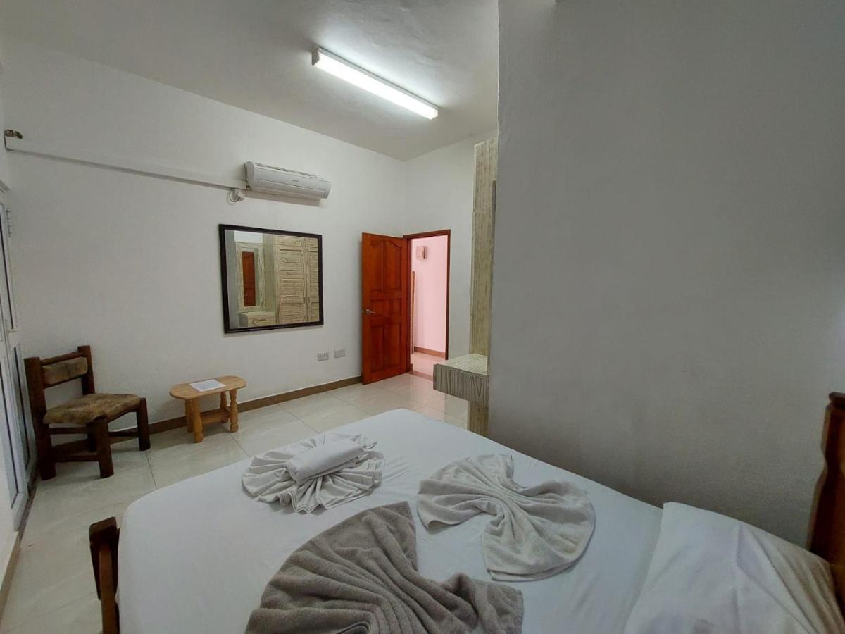 Beau Vallon Villa Self Catering With Pool מראה חיצוני תמונה