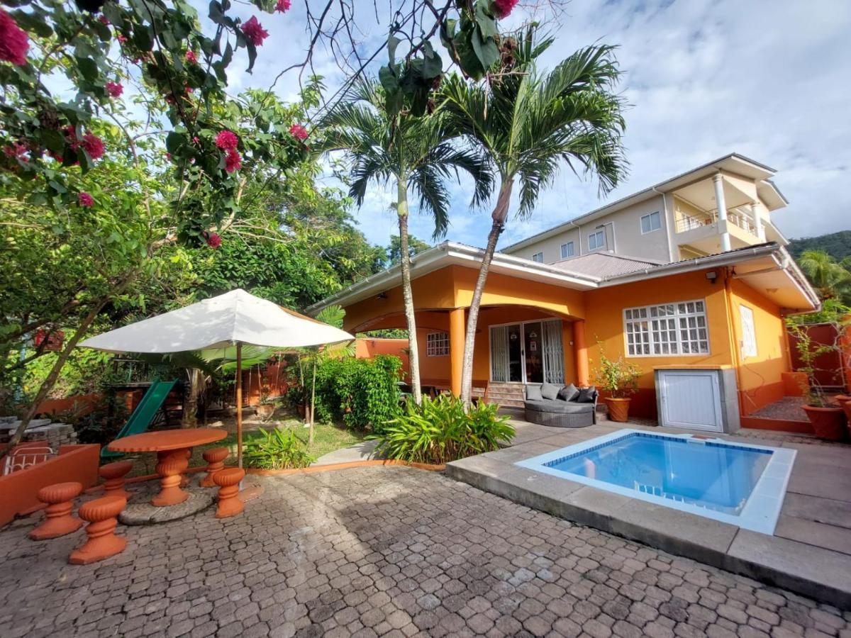 Beau Vallon Villa Self Catering With Pool מראה חיצוני תמונה