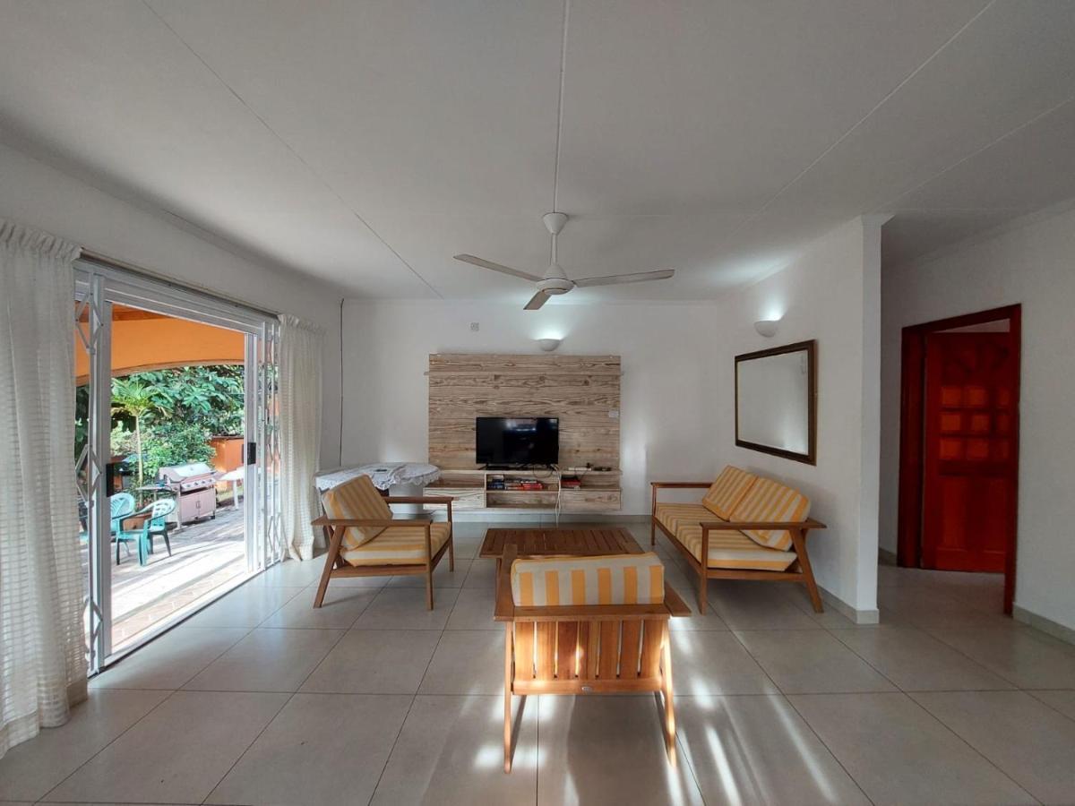 Beau Vallon Villa Self Catering With Pool מראה חיצוני תמונה