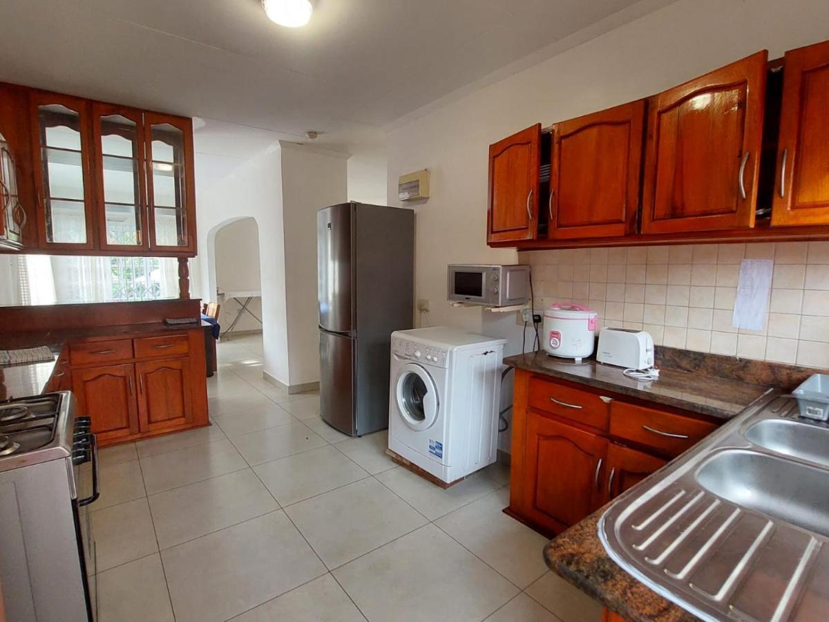 Beau Vallon Villa Self Catering With Pool מראה חיצוני תמונה