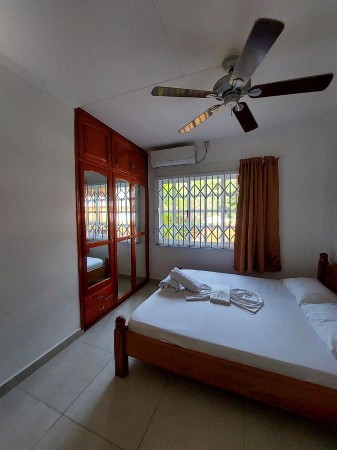 Beau Vallon Villa Self Catering With Pool מראה חיצוני תמונה