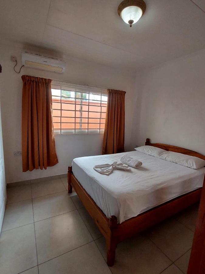 Beau Vallon Villa Self Catering With Pool מראה חיצוני תמונה